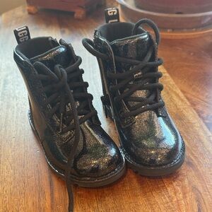 UGG Shiny Black Kids Boots